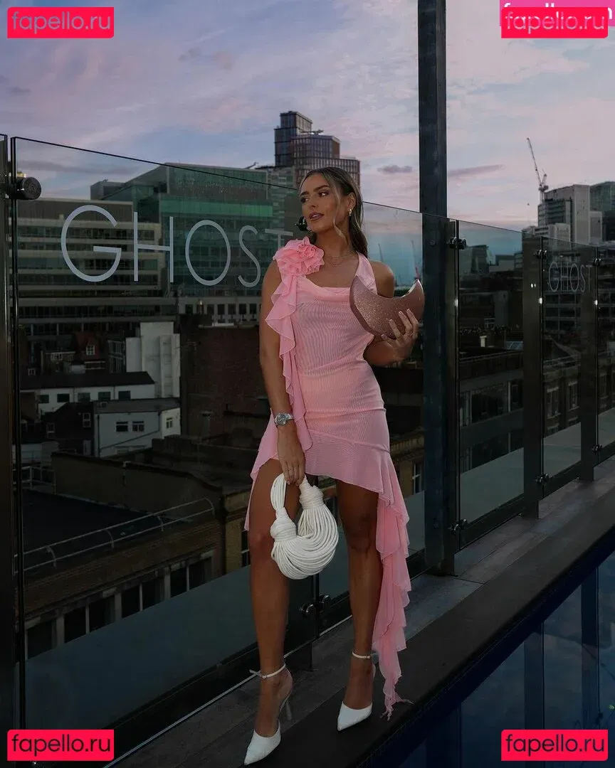 Leah Taylor Onlyfans Photo Gallery 