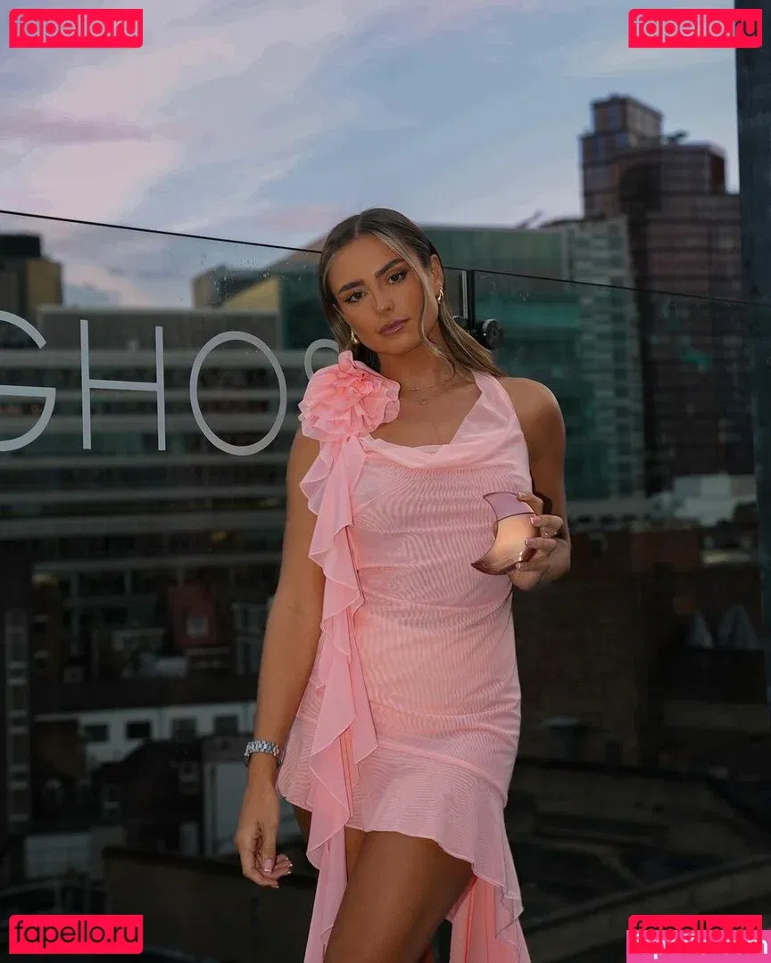 Leah Taylor Onlyfans Photo Gallery 