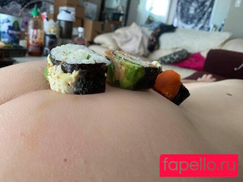 AvariRain Nude Onlyfans Photo 6