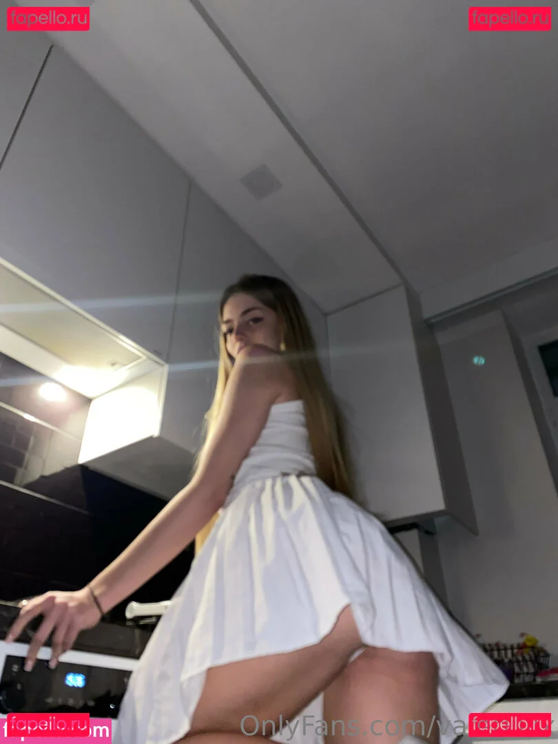 valeriya_ya Onlyfans Photo Gallery 