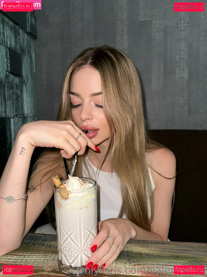 valeriya_ya Onlyfans Photo Gallery 