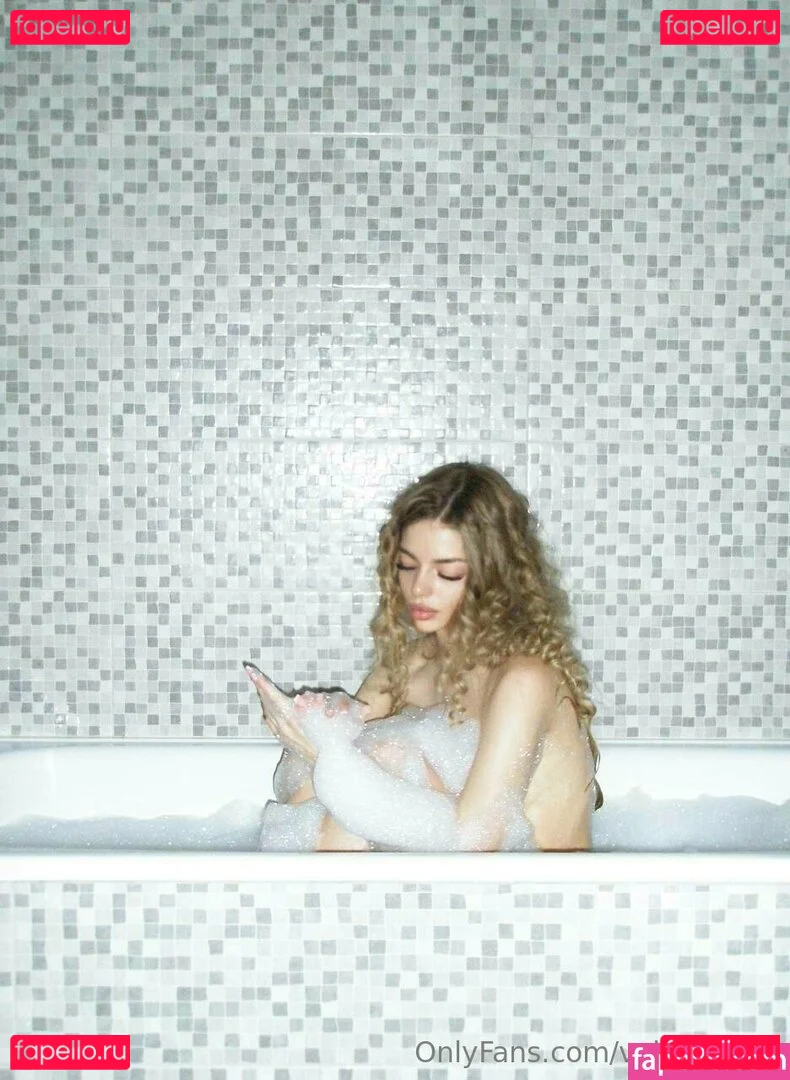 valeriya_ya Onlyfans Photo Gallery 