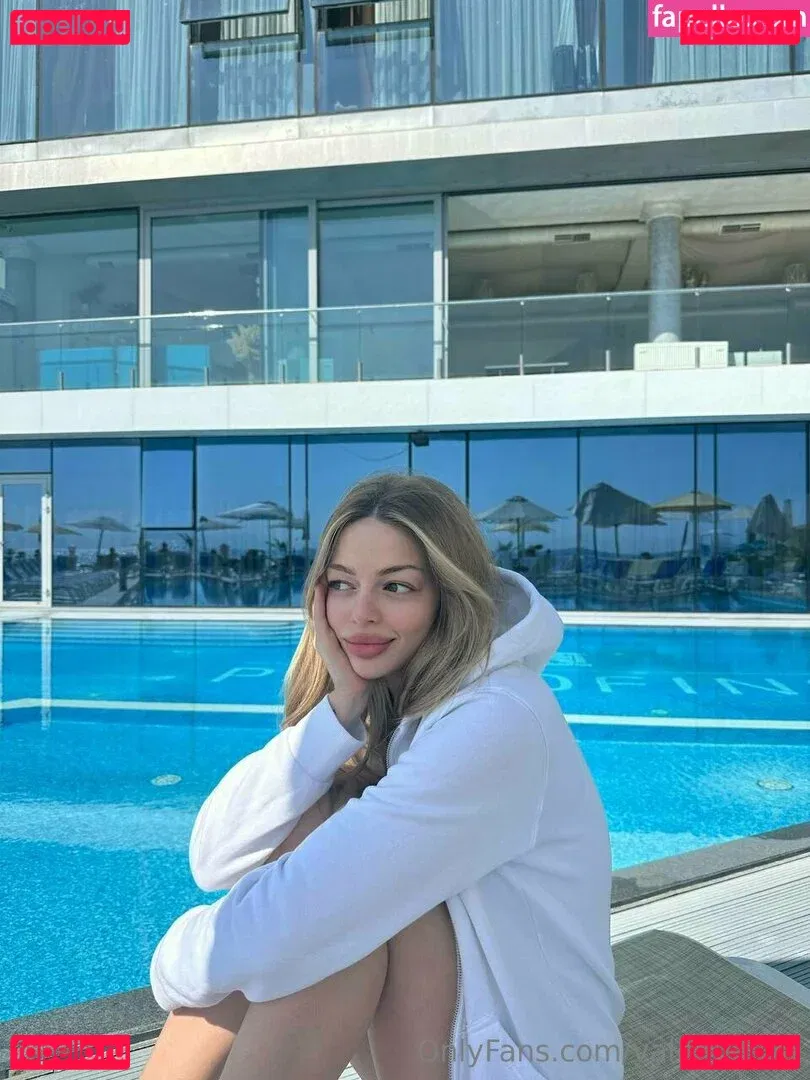 valeriya_ya Onlyfans Photo Gallery 