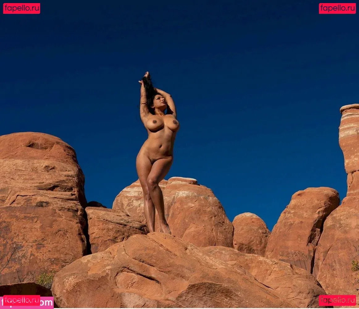 Devi The Model Onlyfans Photo Gallery 