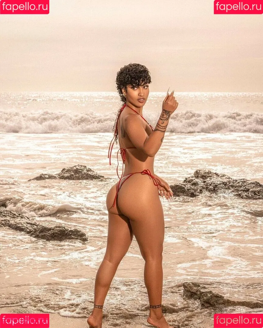 Shenseea Onlyfans Photo Gallery 