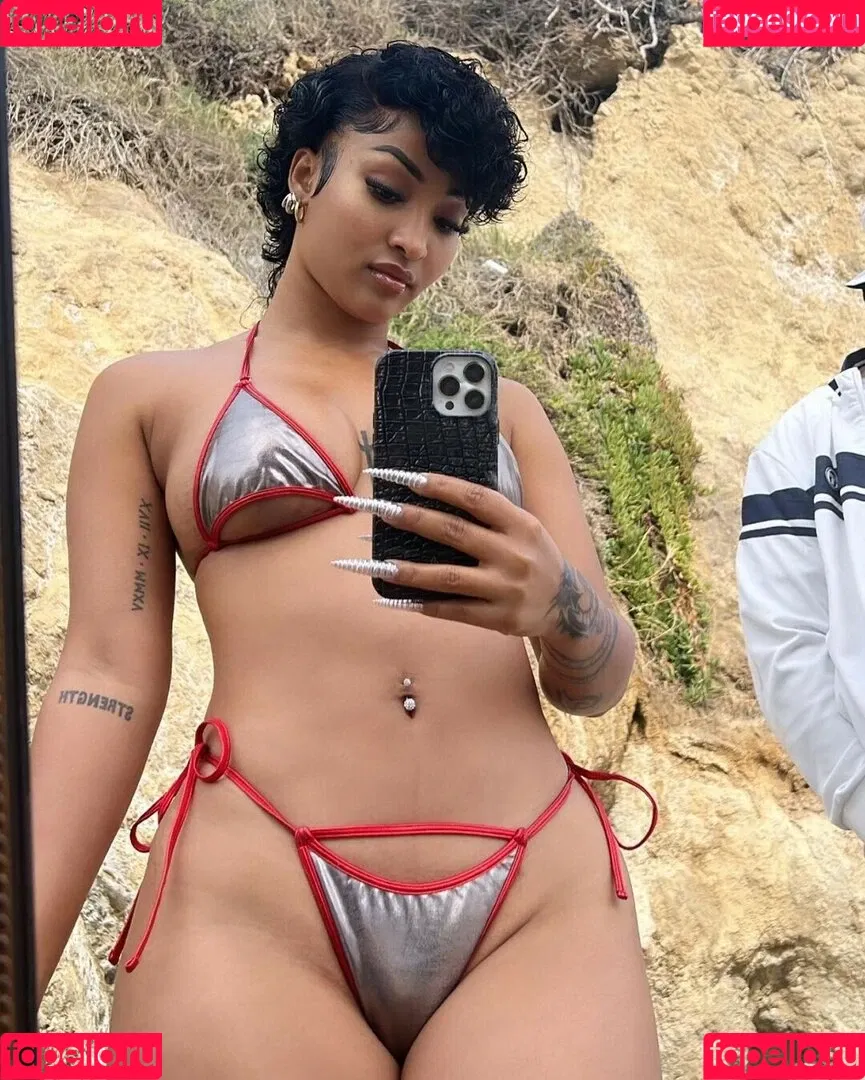 Shenseea Onlyfans Photo Gallery 