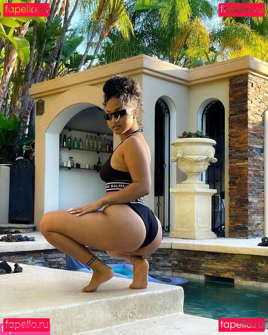 Shenseea Onlyfans Photo Gallery 