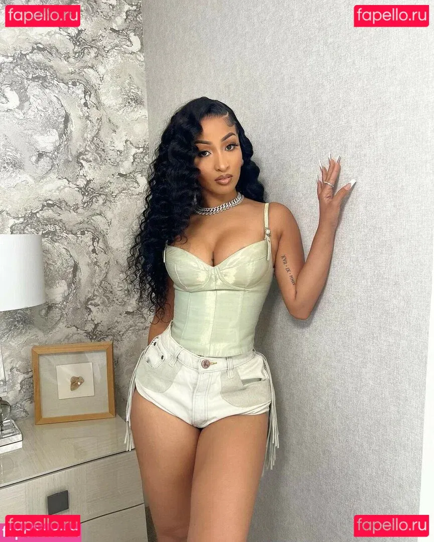 Shenseea Onlyfans Photo Gallery 