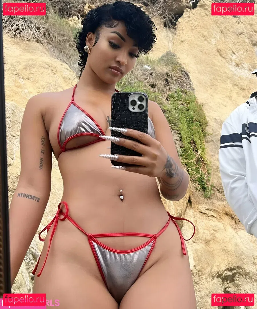 Shenseea Onlyfans Photo Gallery 