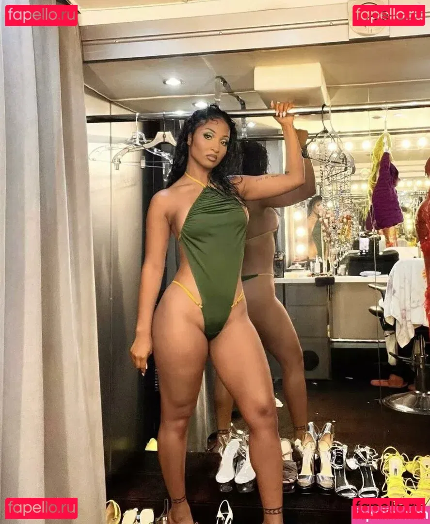 Shenseea Onlyfans Photo Gallery 