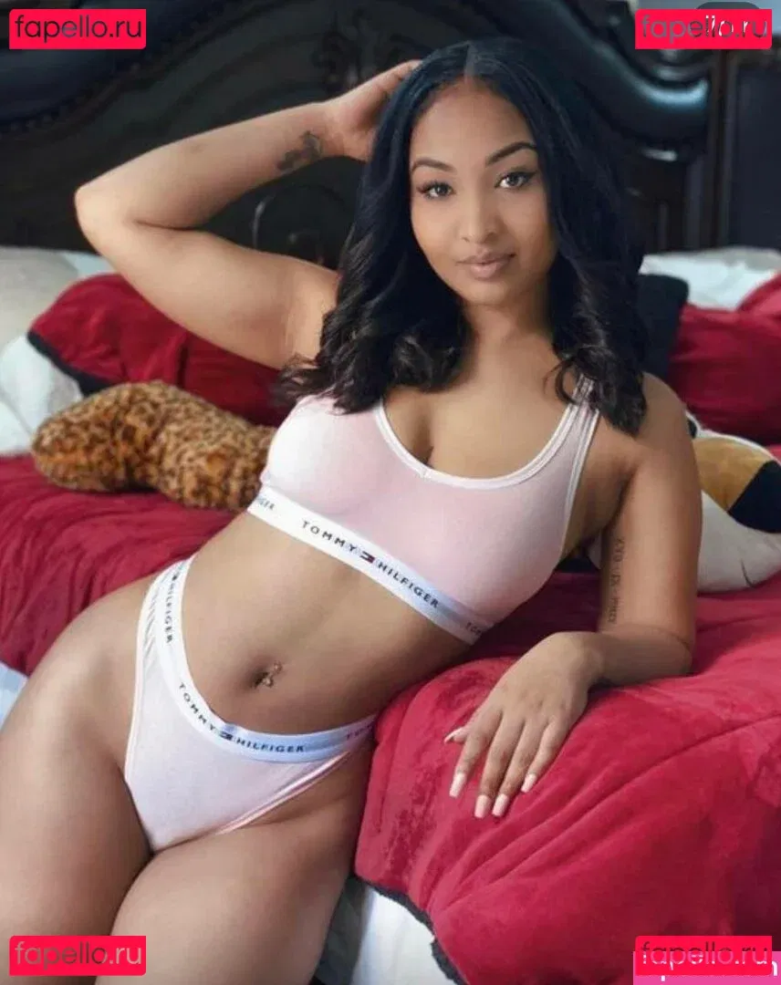 Shenseea Onlyfans Photo Gallery 