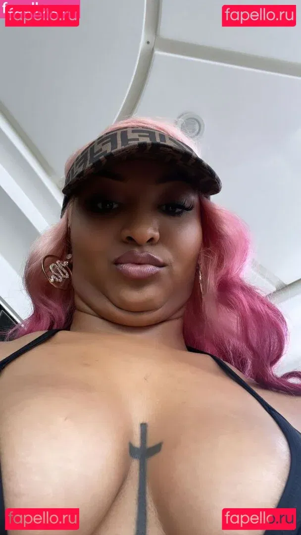 Shenseea Onlyfans Photo Gallery 