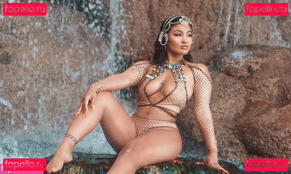 Shenseea Onlyfans Photo Gallery 