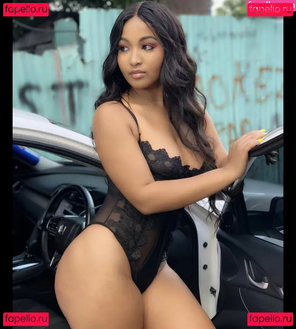 Shenseea Onlyfans Photo Gallery 