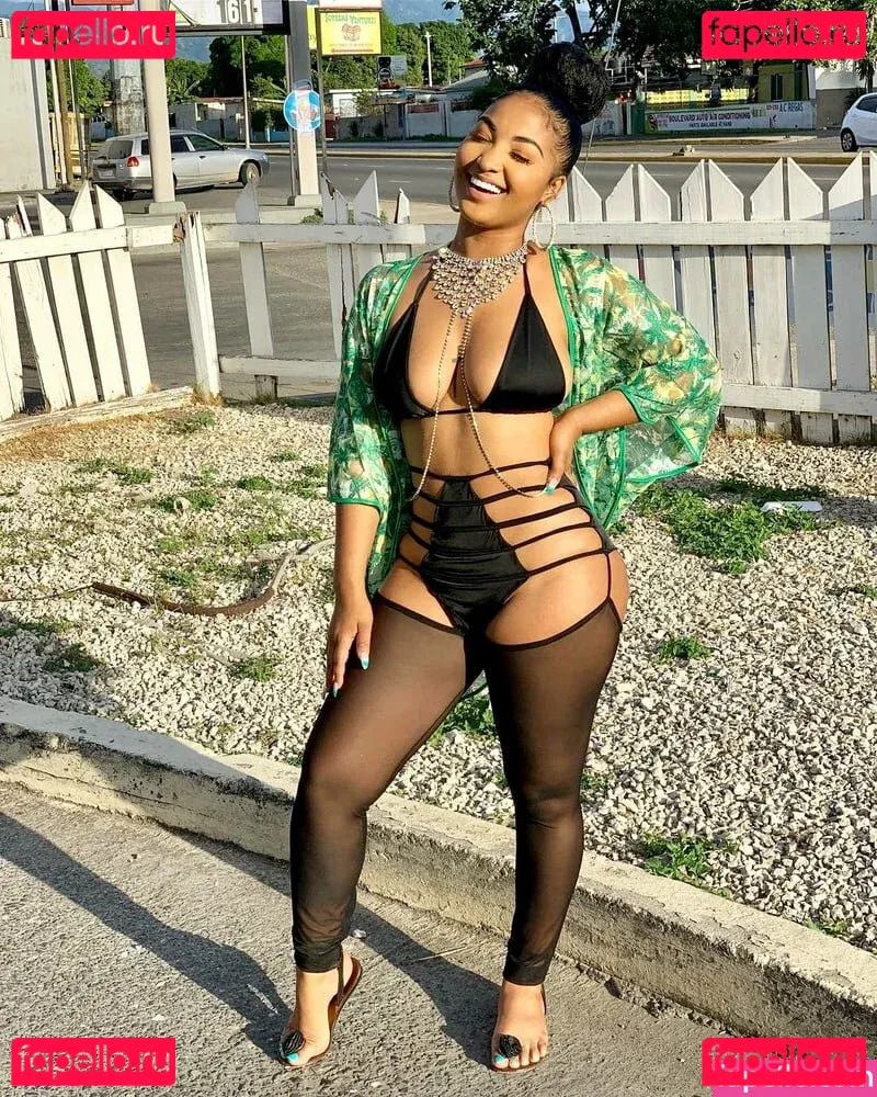 Shenseea Onlyfans Photo Gallery 