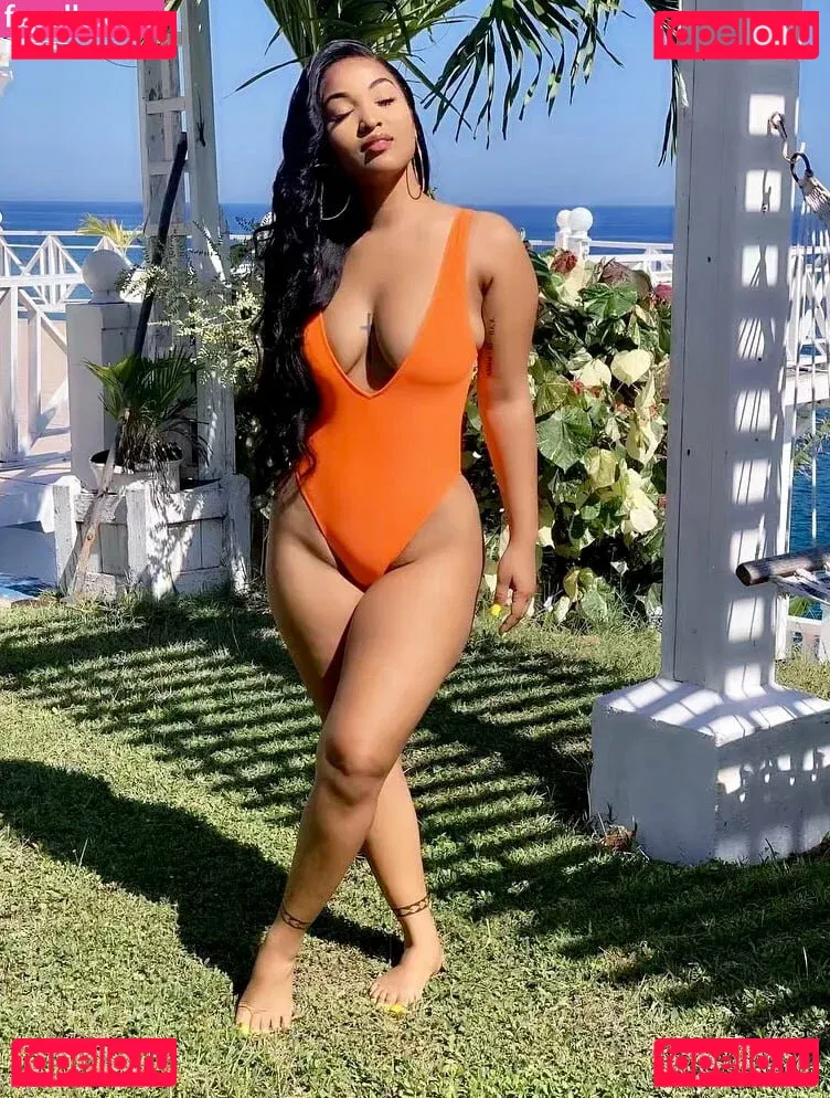 Shenseea Onlyfans Photo Gallery 