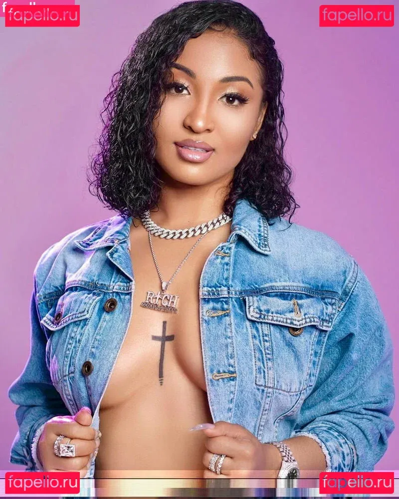 Shenseea Onlyfans Photo Gallery 