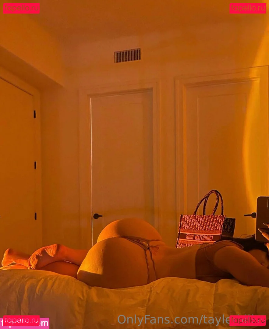 taylerhillss Onlyfans Photo Gallery 