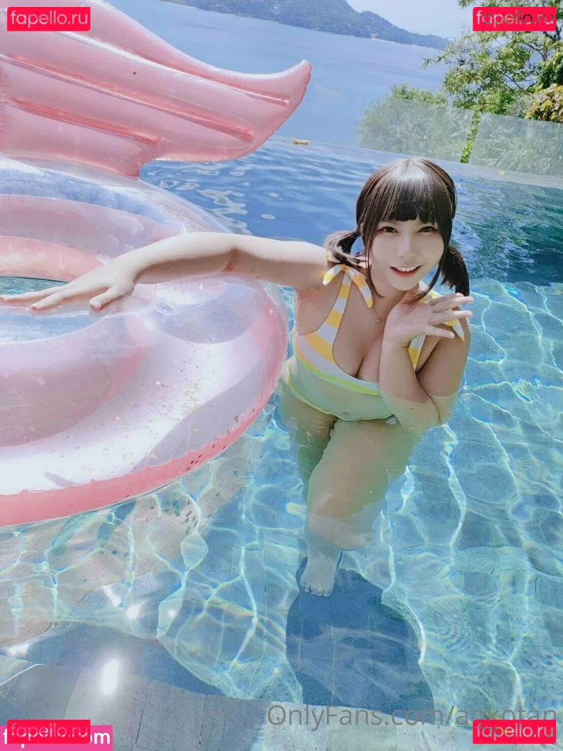 Na Academia Onlyfans Photo Gallery 