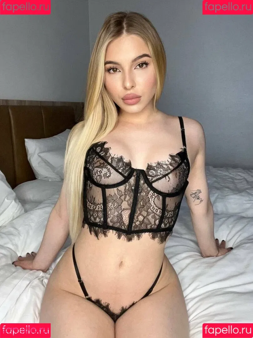 abellamurr Onlyfans Photo Gallery 