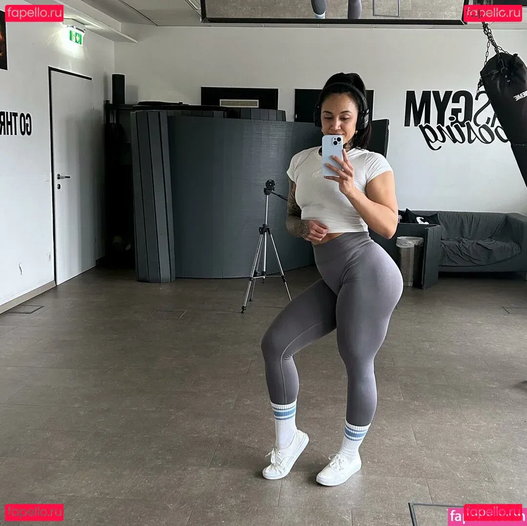 buff.bunny98 Onlyfans Photo Gallery 