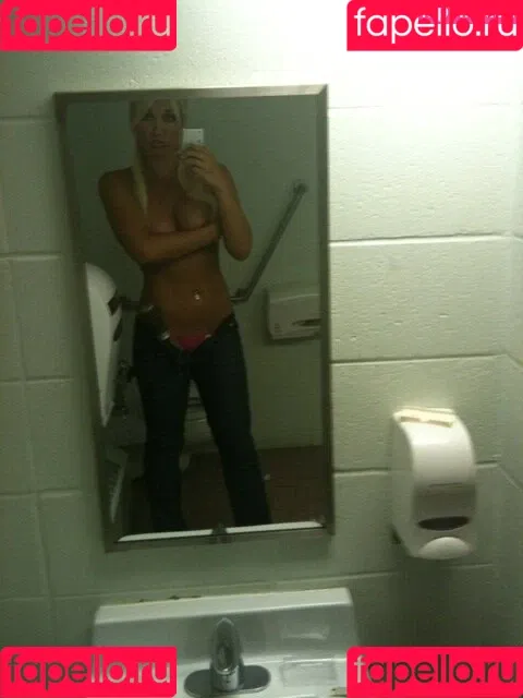 Brooke Hogan Onlyfans Photo Gallery 