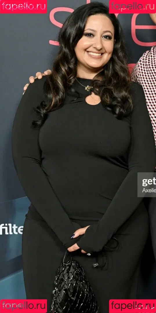 Nicole Enayati Onlyfans Photo Gallery 
