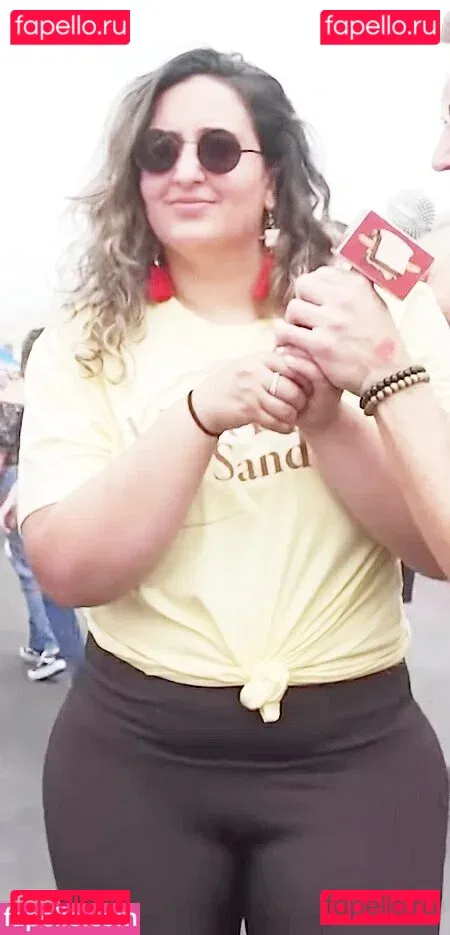 Nicole Enayati Onlyfans Photo Gallery 