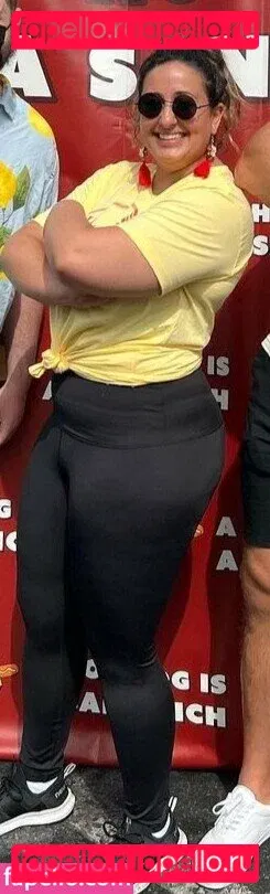 Nicole Enayati Onlyfans Photo Gallery 