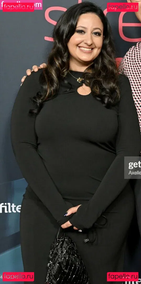 Nicole Enayati Onlyfans Photo Gallery 