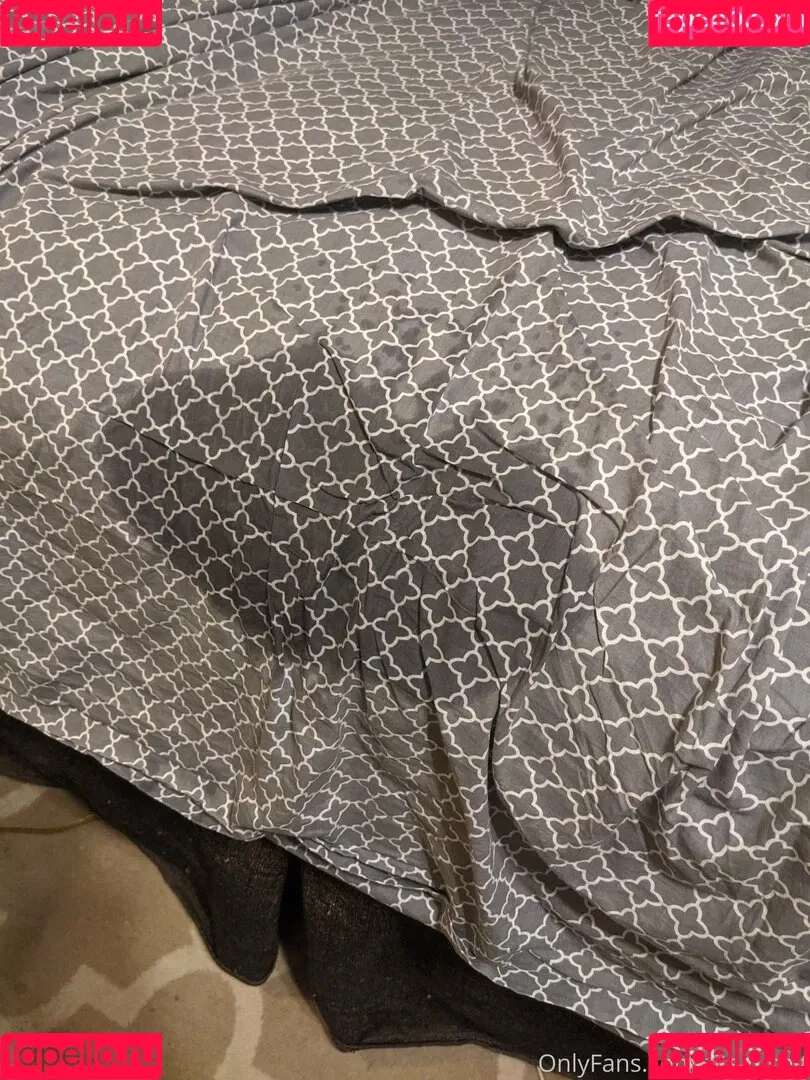 tits.n.shit Onlyfans Photo Gallery 