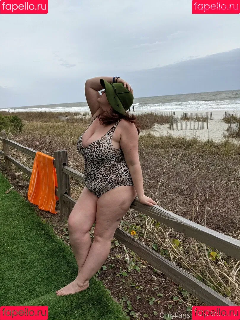 tits.n.shit Onlyfans Photo Gallery 