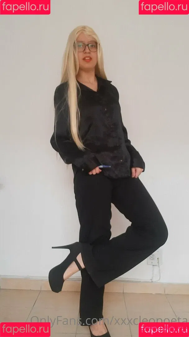 xxxcleopoeta Onlyfans Photo Gallery 