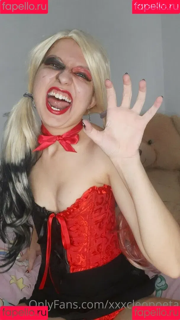 xxxcleopoeta Onlyfans Photo Gallery 