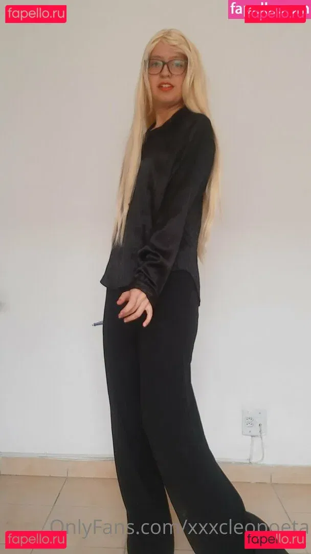 xxxcleopoeta Onlyfans Photo Gallery 