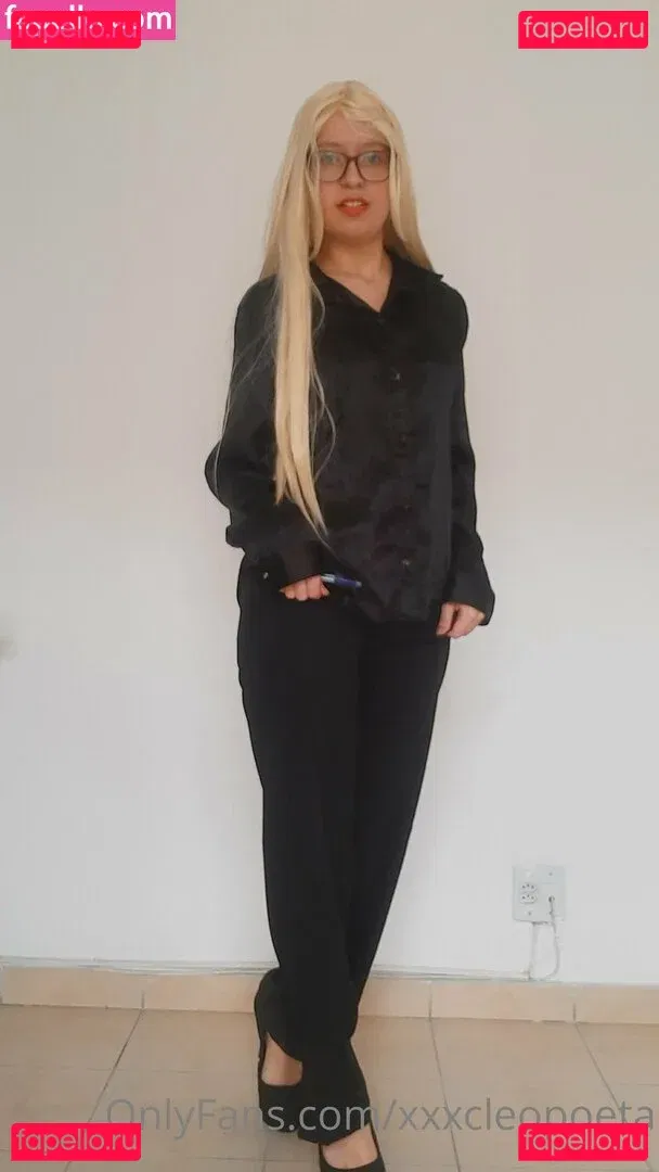xxxcleopoeta Onlyfans Photo Gallery 