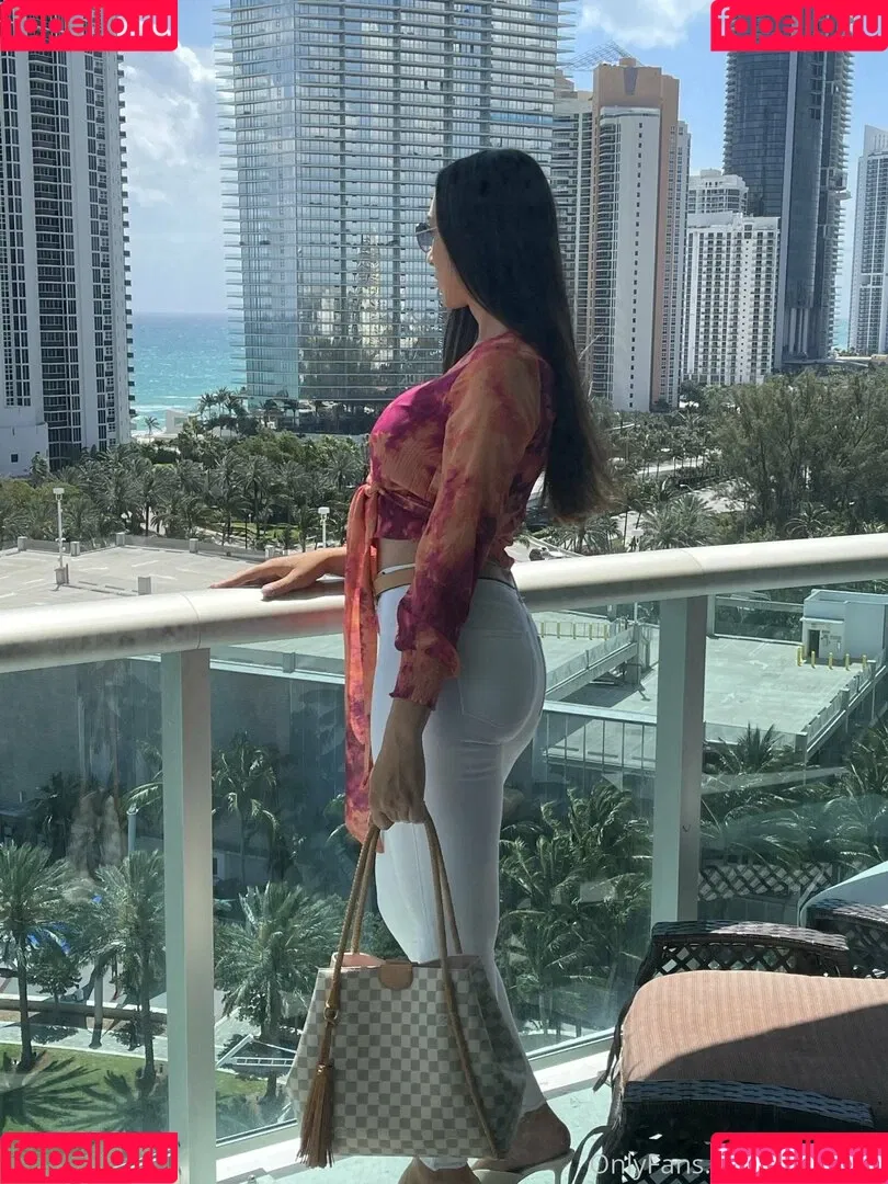 tscamille Onlyfans Photo Gallery 