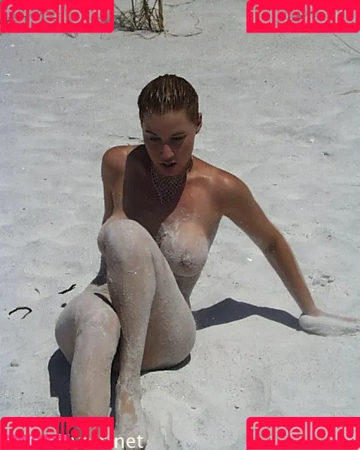 Tammy Lynn Sytch Onlyfans Photo Gallery 