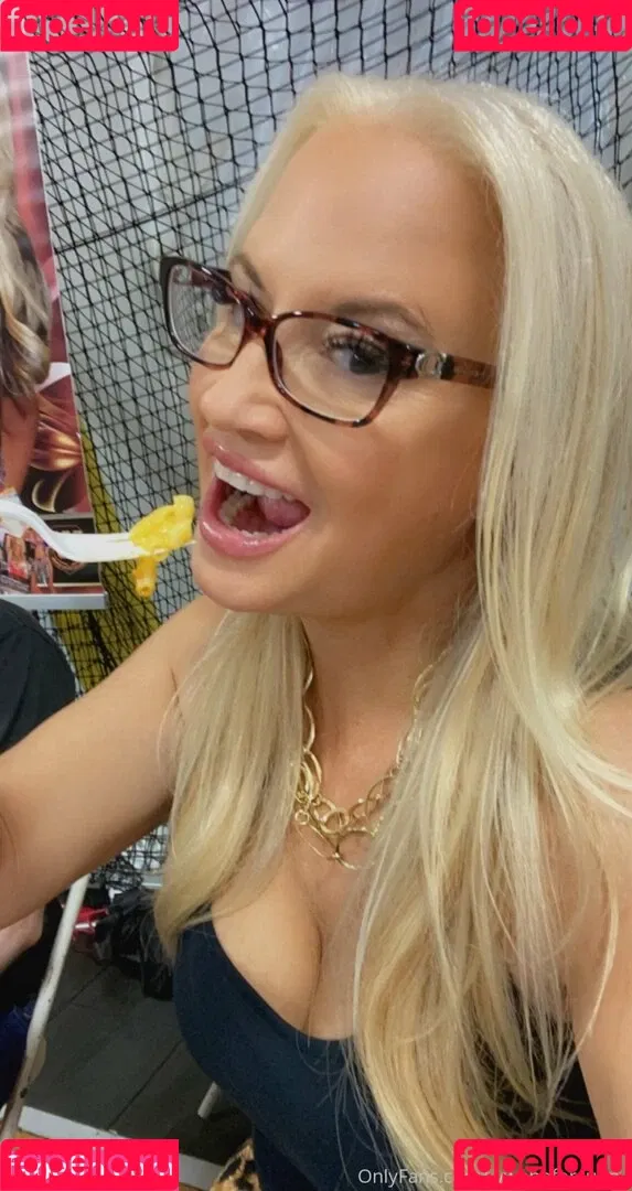 Tammy Lynn Sytch Onlyfans Photo Gallery 