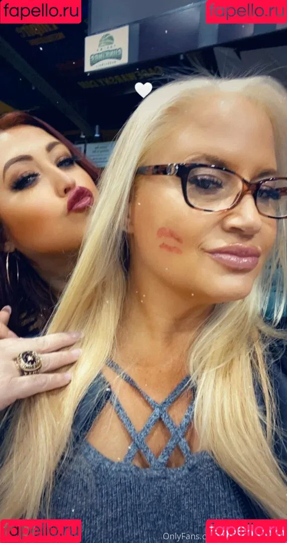 Tammy Lynn Sytch Onlyfans Photo Gallery 