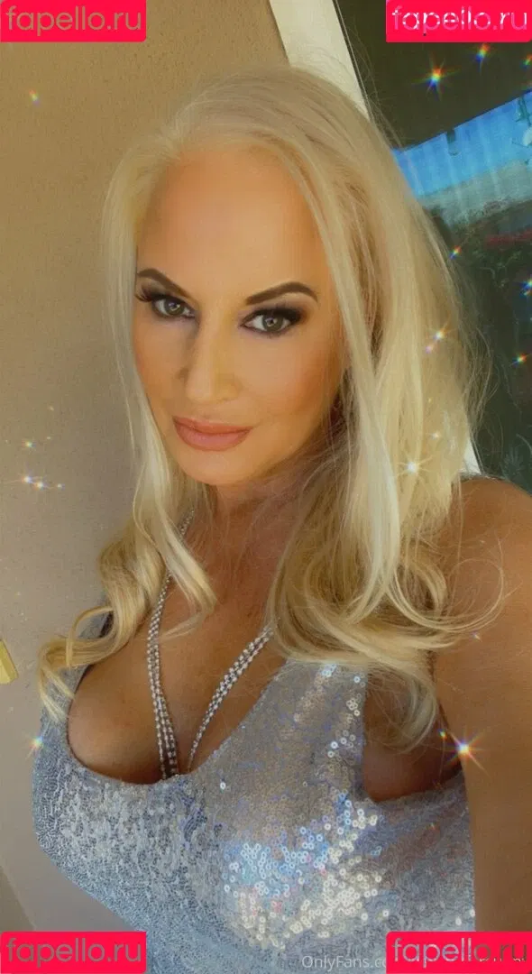 Tammy Lynn Sytch Onlyfans Photo Gallery 