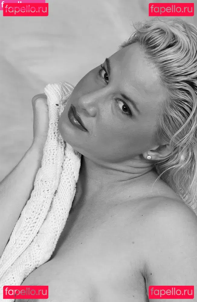 Tammy Lynn Sytch Onlyfans Photo Gallery 