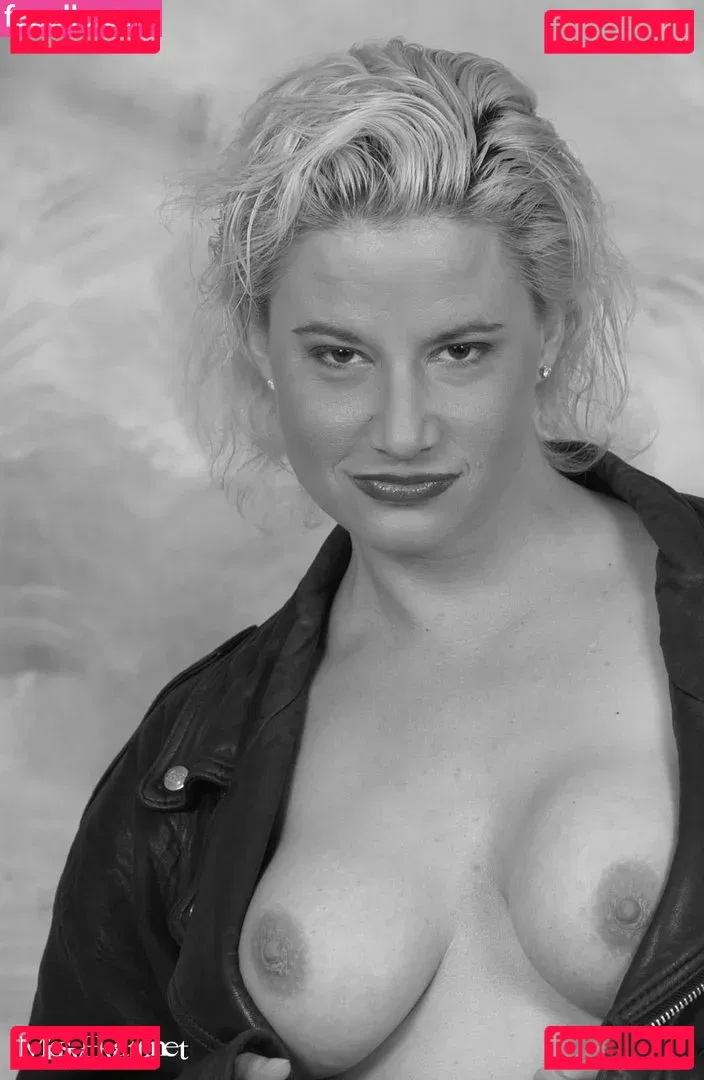 Tammy Lynn Sytch Onlyfans Photo Gallery 