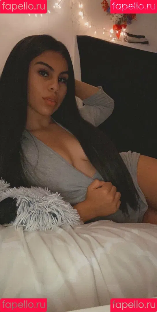 alexisbtelles Onlyfans Photo Gallery 