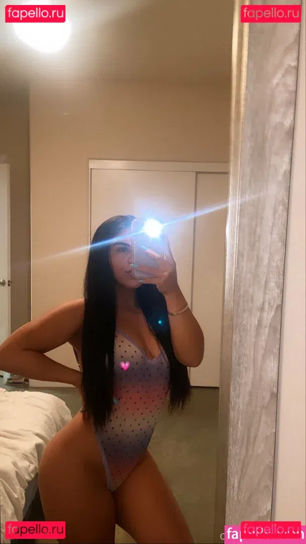 alexisbtelles Onlyfans Photo Gallery 