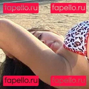 alexisbtelles Onlyfans Photo Gallery 