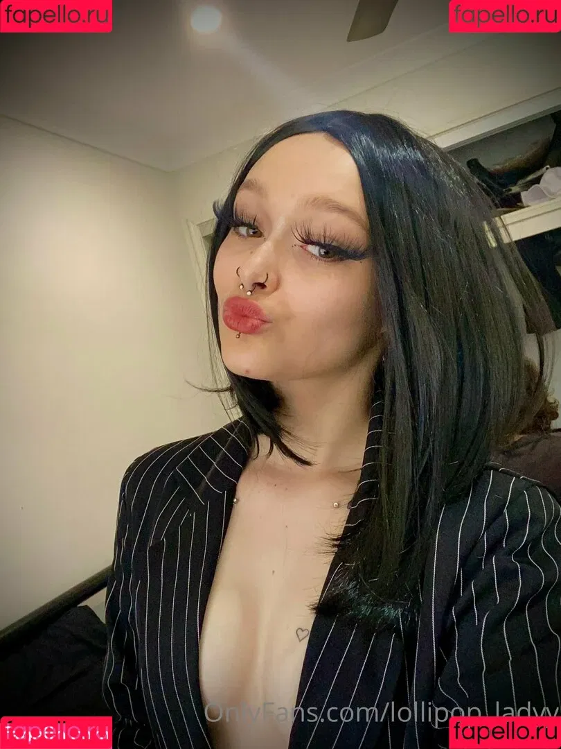 littlemisslollii Onlyfans Photo Gallery 
