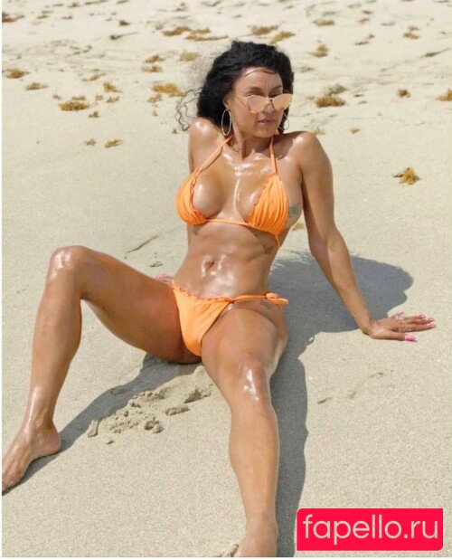 theredsonya Nude Onlyfans Photo 8