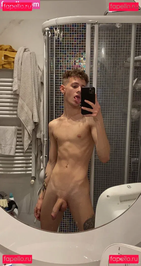 gabritwink Onlyfans Photo Gallery 