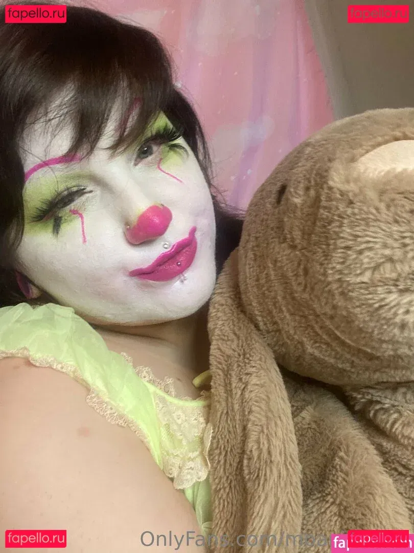 moaningbrat Onlyfans Photo Gallery 